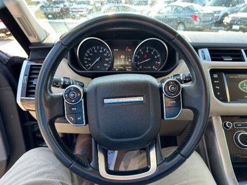 Used 2015 Land Rover Range Rover Sport HSE image 18