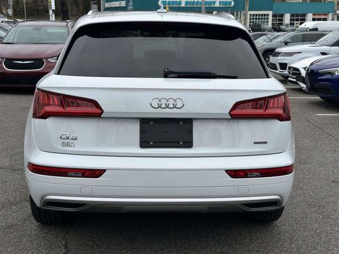 Used 2019 Audi Q5 2.0T Premium w/ Convenience Package image 4