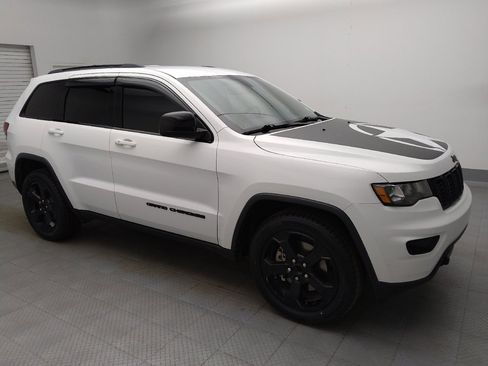 Used 2021 Jeep Grand Cherokee Freedom Edition RWD image 11