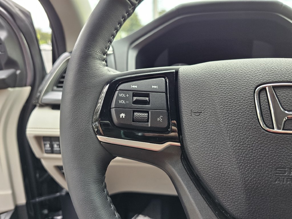Used 2026 Honda Odyssey Elite image 26