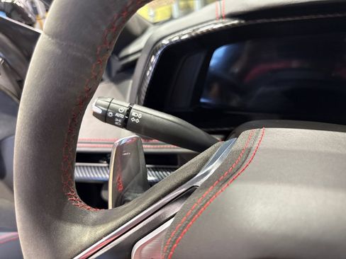 Used 2022 Chevrolet Corvette Stingray Premium Conv w/ Z51 Performance Package RWD image 94