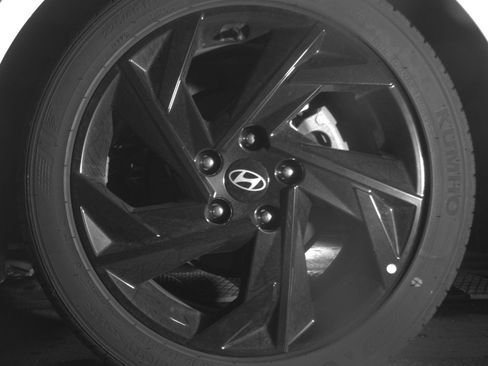 Used 2026 Hyundai Elantra Sport FWD image 17