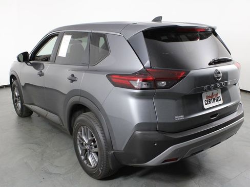 Used 2023 Nissan Rogue S image 4