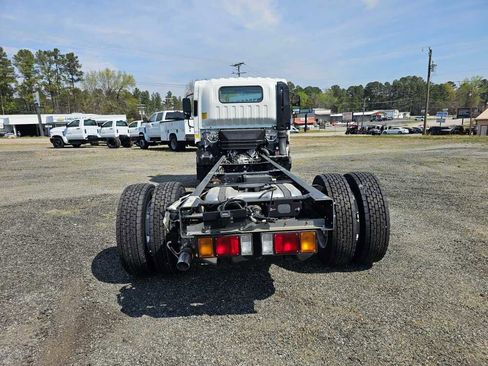 New 2025 Chevrolet Low Cab Forward RWD image 3