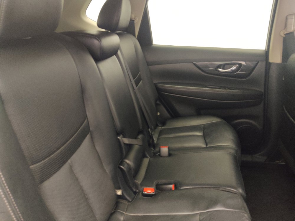 Used 2019 Nissan Rogue SL AWD/4WD image 19