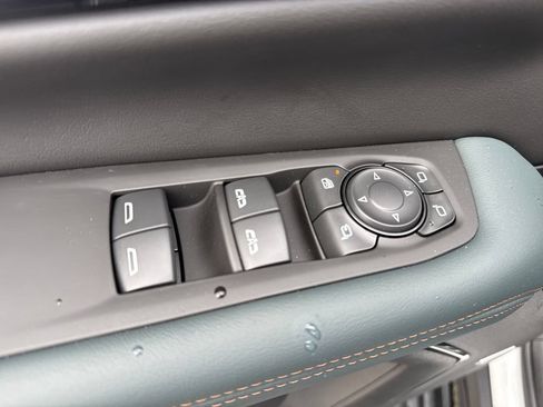 New 2026 GMC Yukon AT4 w/ AT4 Premium Plus Package AWD/4WD image 17