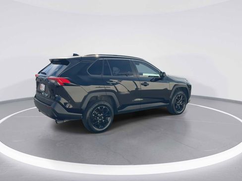 Certified 2021 Toyota RAV4 LE image 8