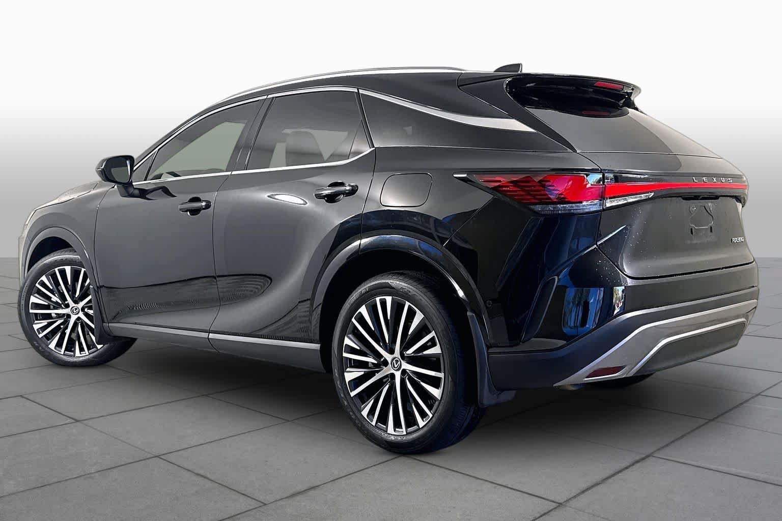 Used 2023 Lexus RX 350 Premium Plus w/ Cold Area Package FWD image 12