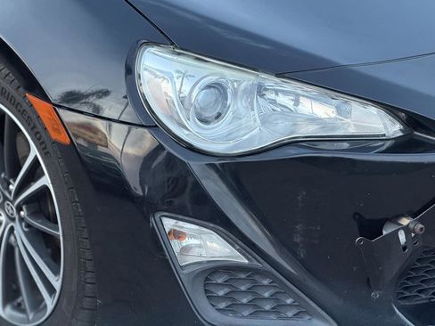 Used 2016 Scion FR-S image 5