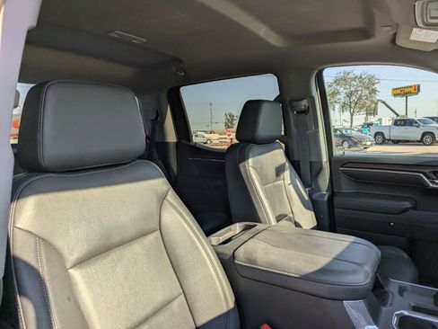 Certified 2023 GMC Sierra 1500 SLT image 30