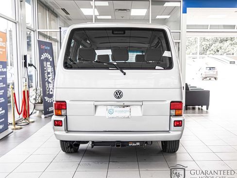 Used 2001 Volkswagen Eurovan FWD image 13
