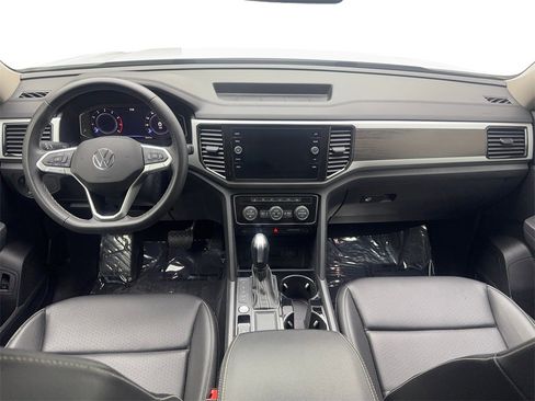 Used 2023 Volkswagen Atlas SE w/ Panoramic Sunroof Package image 50