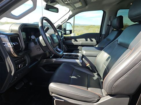 Certified 2023 Ford F250 Lariat w/ Lariat Ultimate Package image 19