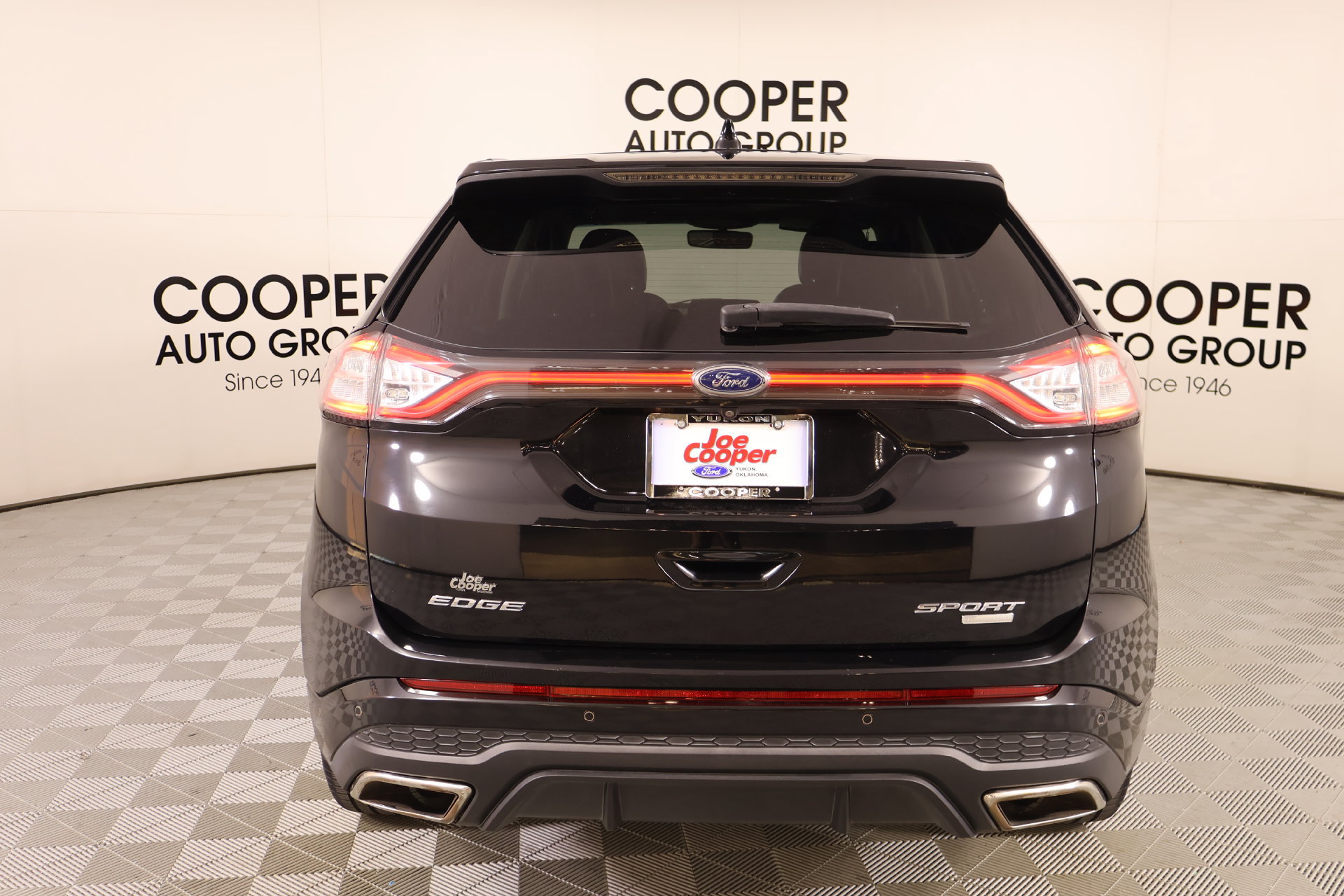 Used 2018 Ford Edge Sport w/ Technology Package AWD/4WD image 23