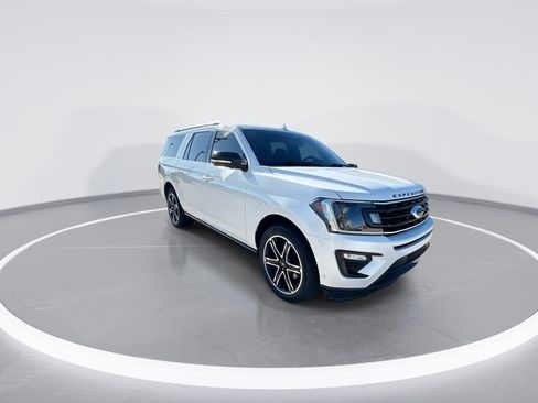 Used 2019 Ford Expedition Max Limited w/ Equipment Group 303A AWD/4WD image 2