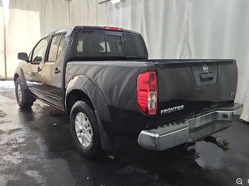 Used 2020 Nissan Frontier SV w/ SV Utility Package RWD image 3