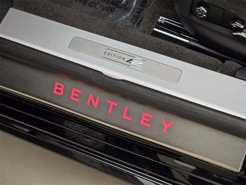 Certified 2024 Bentley Flying Spur W12 image 35