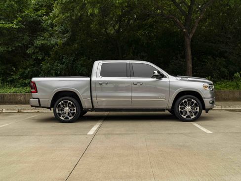 Used 2019 RAM 1500 Limited w/ Advanced Safety Group RWD image 10
