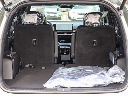 New 2026 Kia Sorento SX Prestige w/ Olive Brown Leather Package image 24