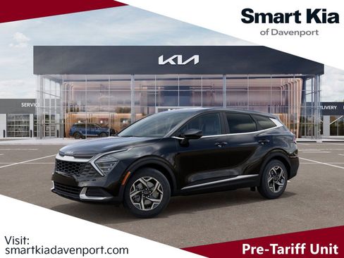 New 2025 Kia Sportage LX image 4