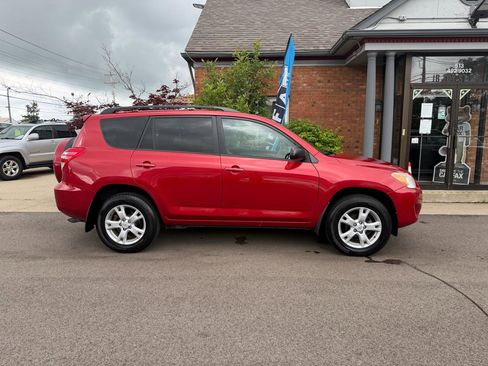Used 2012 Toyota RAV4 4WD w/ Upgrade Value Pkg image 5