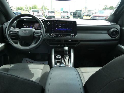 Certified 2024 Chevrolet Colorado Trail Boss w/ Advanced Trailering Package AWD/4WD image 21