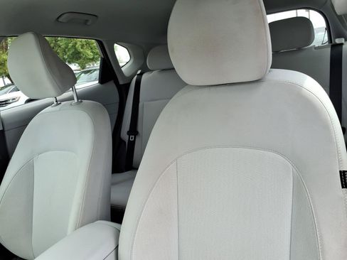 Certified 2025 Hyundai Kona SEL FWD image 13