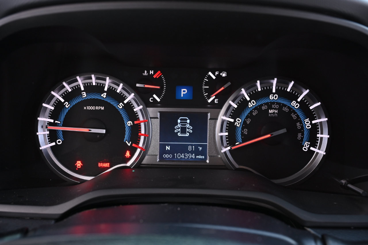 Used 2018 Toyota 4Runner TRD Off-Road Premium AWD/4WD image 45
