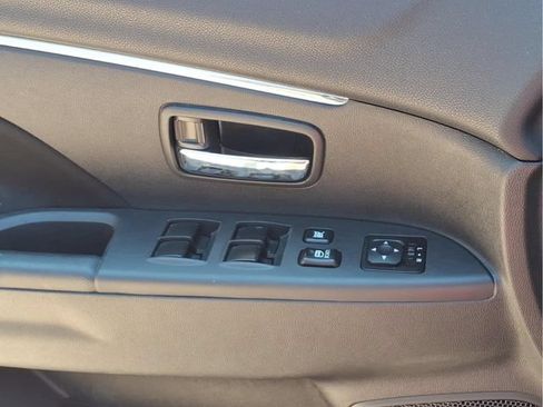 Used 2024 Mitsubishi Outlander Sport ES AWD/4WD image 16