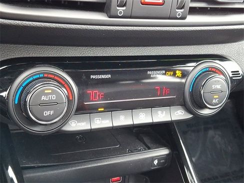 Used 2023 Kia Forte GT image 15