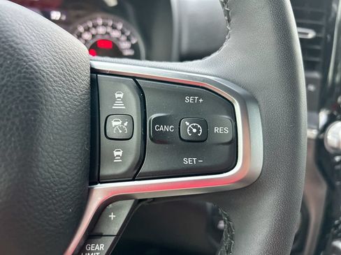 Used 2025 RAM 1500 Big Horn AWD/4WD image 18