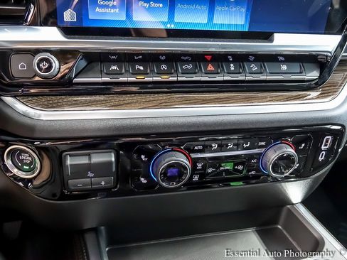 New 2026 Chevrolet Silverado 1500 LT image 17