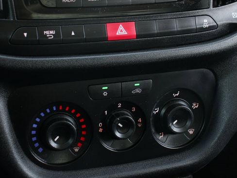 Used 2021 RAM ProMaster City Tradesman image 29