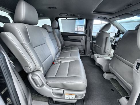 Used 2017 Honda Odyssey EX-L image 44