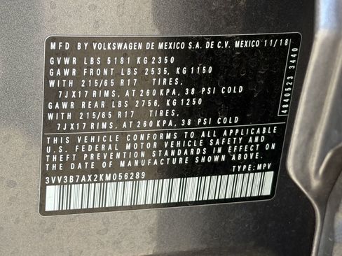 Used 2019 Volkswagen Tiguan SE FWD image 18