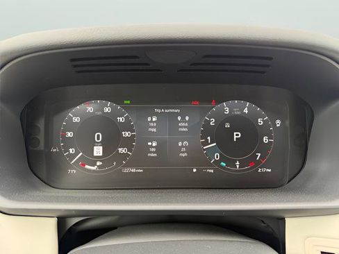 Certified 2025 Land Rover Discovery S AWD/4WD image 19