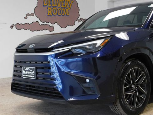 Used 2024 Lexus TX 350 AWD image 16