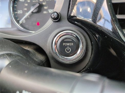 Used 2020 Mitsubishi Outlander GT image 23