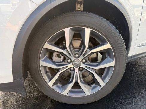 Used 2023 Acura MDX SH-AWD w/ Technology Package image 9