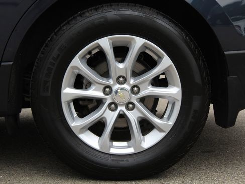 Used 2018 Chevrolet Equinox LT FWD image 26