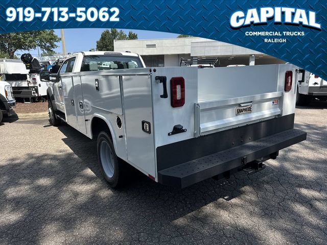 New 2026 Ford F550 4x4 Supercab Super Duty image 7
