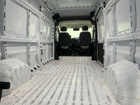 Used 2025 RAM ProMaster 3500 w/ Convenience Group FWD image 25