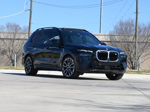 Used 2026 BMW X7 M60i AWD/4WD image 1