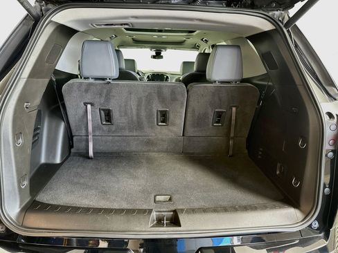 Used 2019 Chevrolet Traverse Premier AWD/4WD image 27