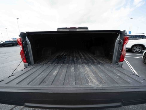 Used 2021 Chevrolet Silverado 1500 RST w/ Convenience Package II AWD/4WD image 27