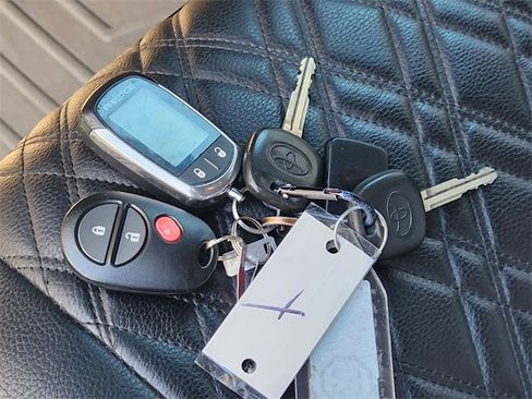 Used 2013 Toyota Tacoma PreRunner image 20