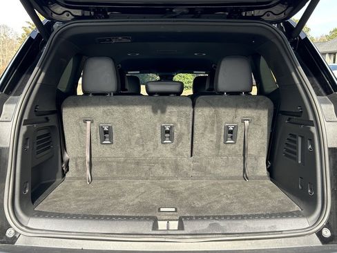 Used 2024 GMC Acadia Elevation image 42