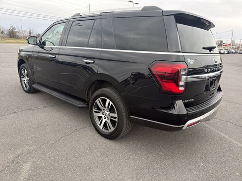 Used 2024 Ford Expedition Limited image 6