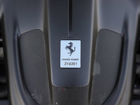 Certified 2025 Ferrari Roma Spider RWD image 44