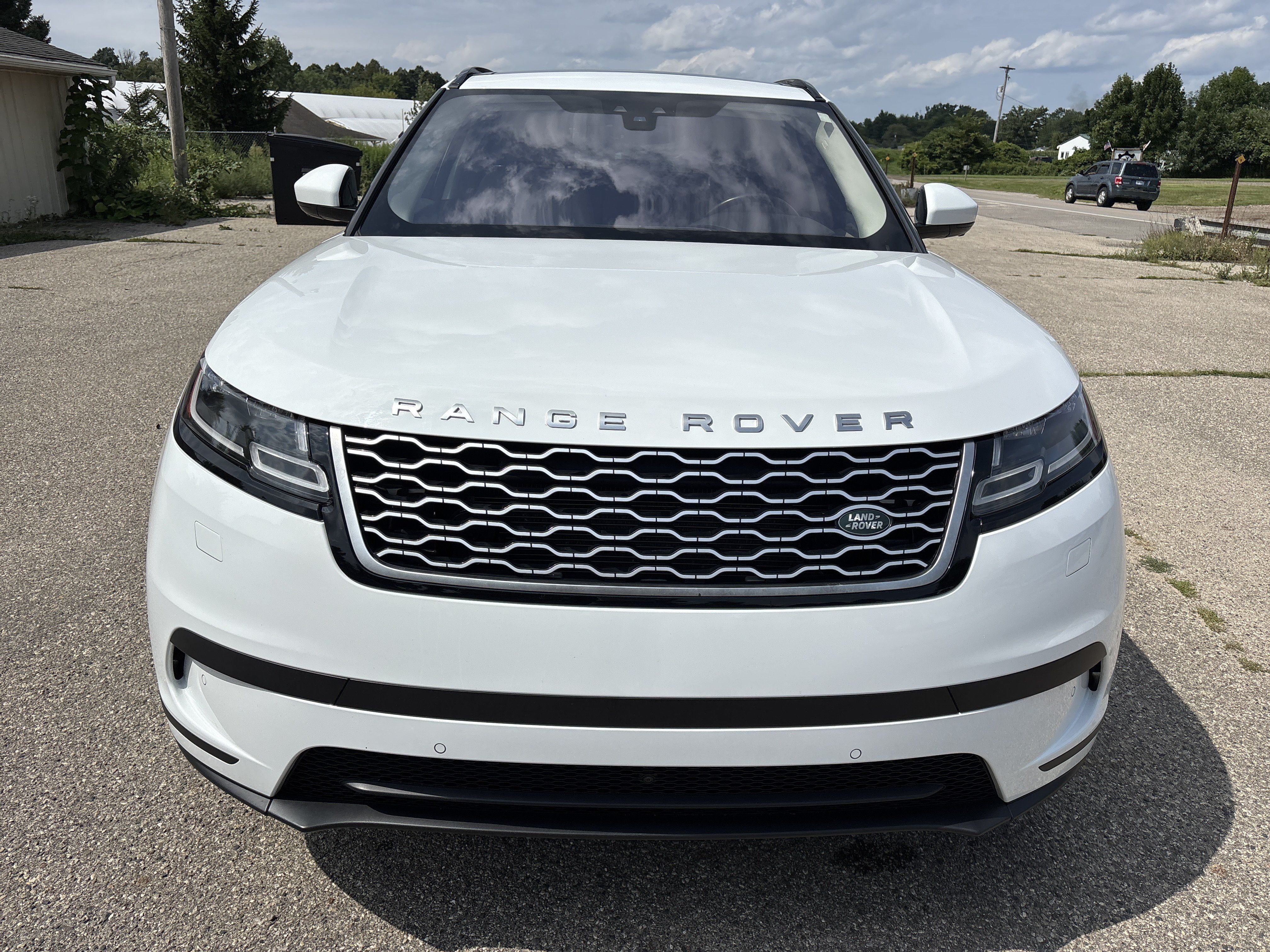 Used 2020 Land Rover Range Rover Velar S AWD/4WD image 12